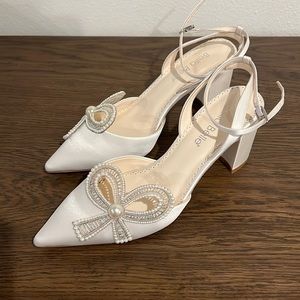 Bella Belle Kayla Slingback Block Heel with Pearl Bow Detail
